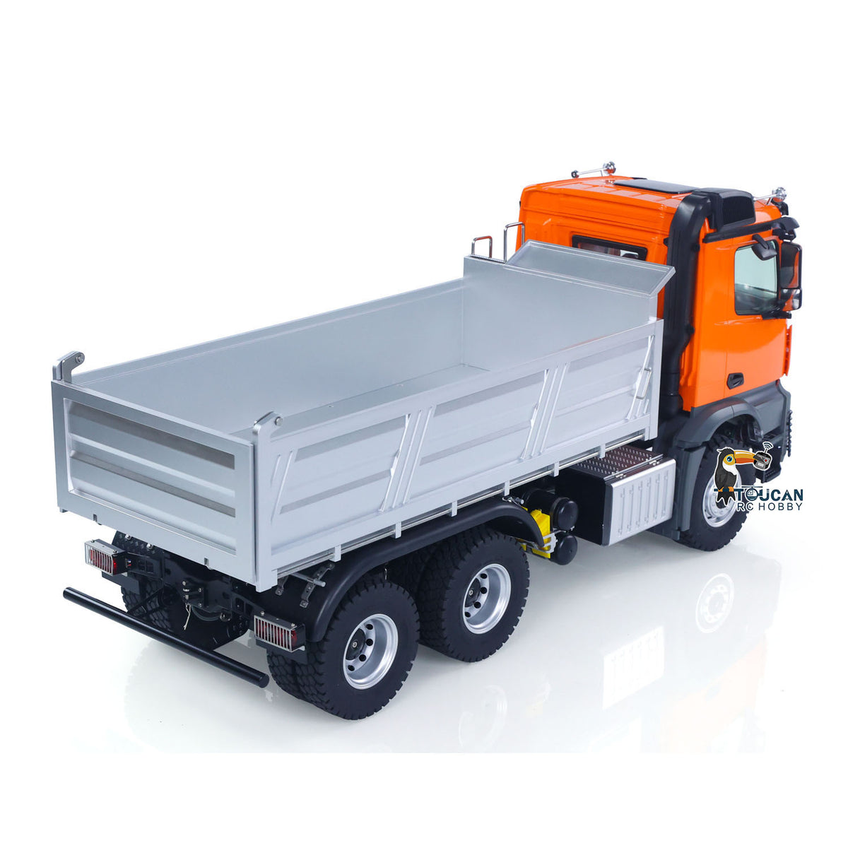 1/14 RC Dump Truck 5702 Headlight and Grille Close Up Orange Body