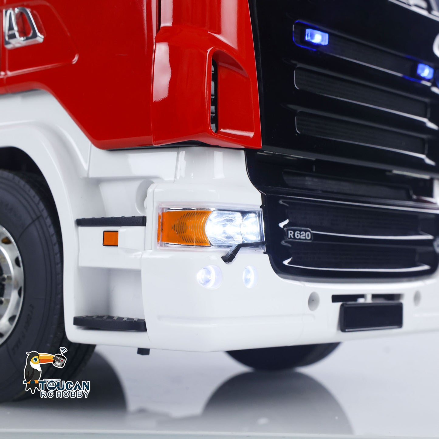 1/14 RC Snozzle Fire Truck 8x4 Two Speed Transmission LED Light System PS12 PNP No Battery 