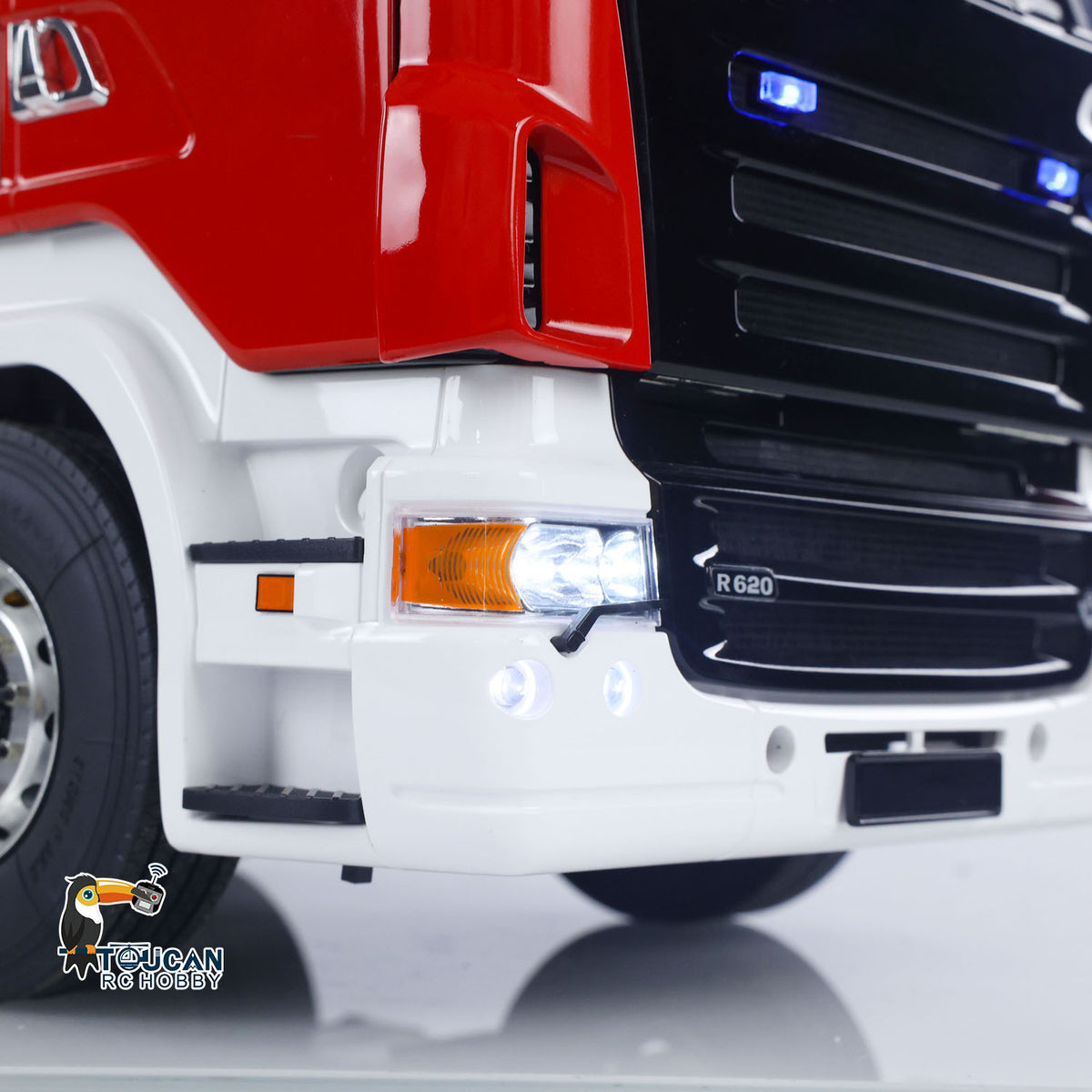1/14 RC Snozzle Fire Truck 8x4 Two Speed Transmission LED Light System PS12 PNP No Battery 