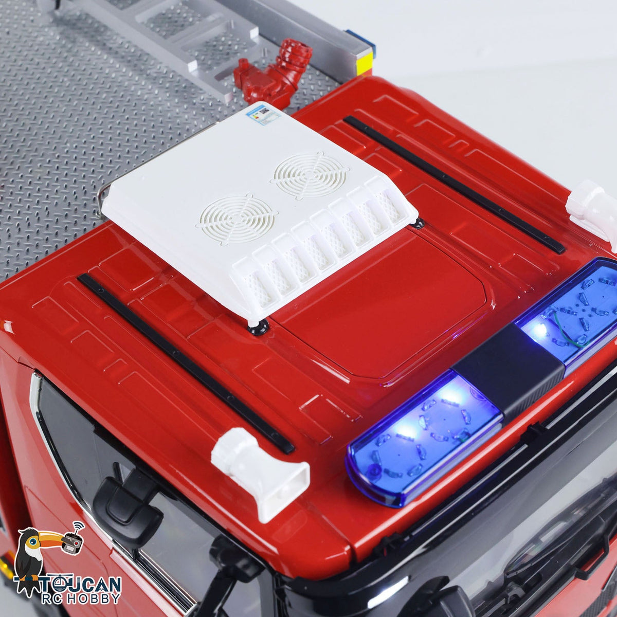 semi-metal-chassis-rc-fire-truck-water-filler-on-roof-detail
