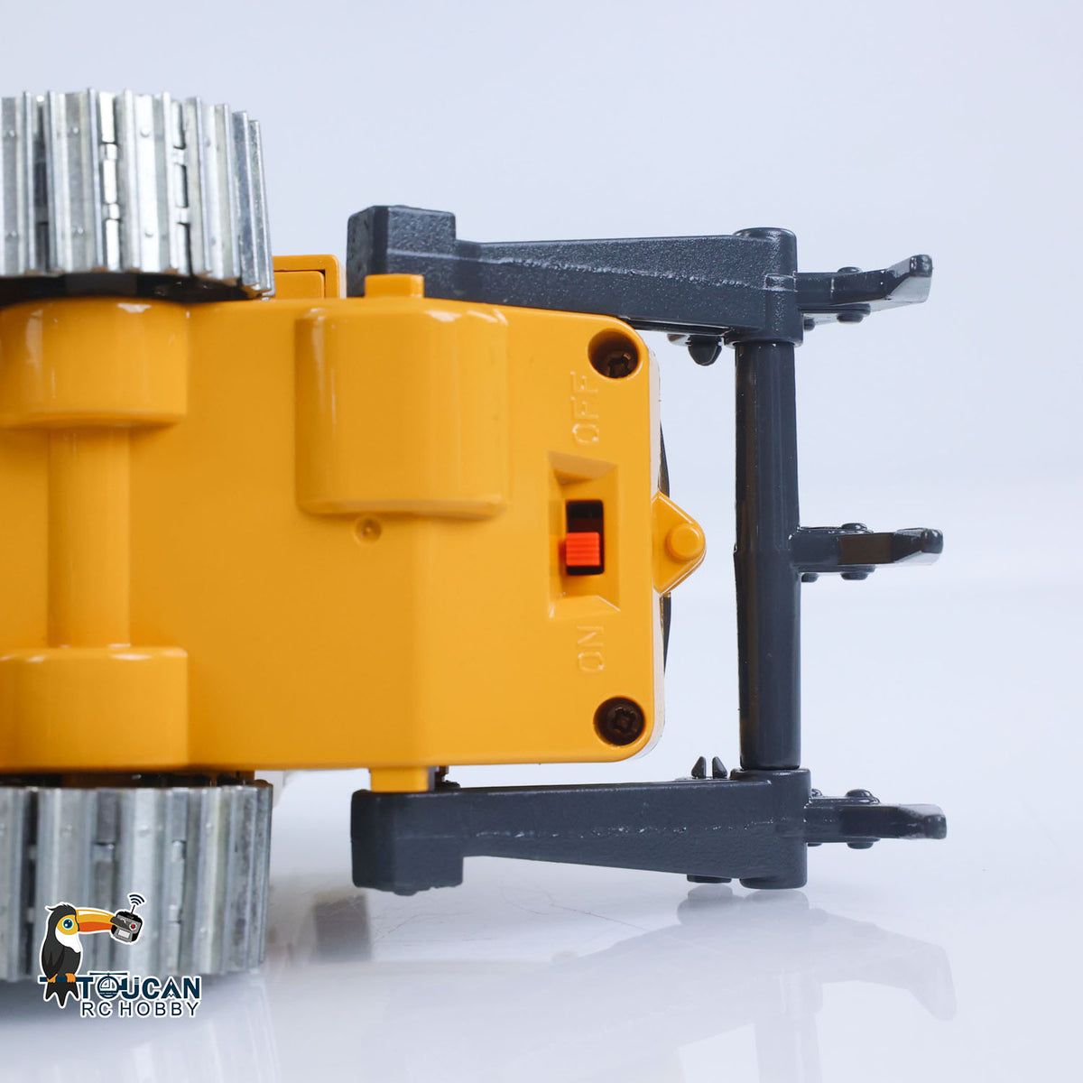 1/50 YIGONG RC Loader 3.7V Lithium Battery For Vehicle And Remote Controller USB Charging