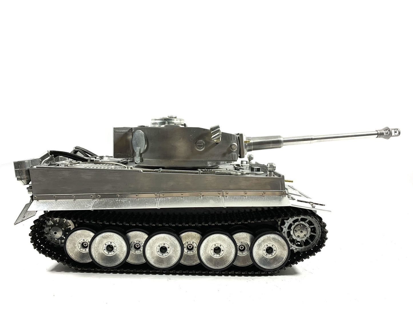 Mato 100% Metall 1/16 Deutscher Tiger I Infrarot-Laufrückstoß RTR RC Panzer 1220 Fernbedienung Modell Sender 360 Turm