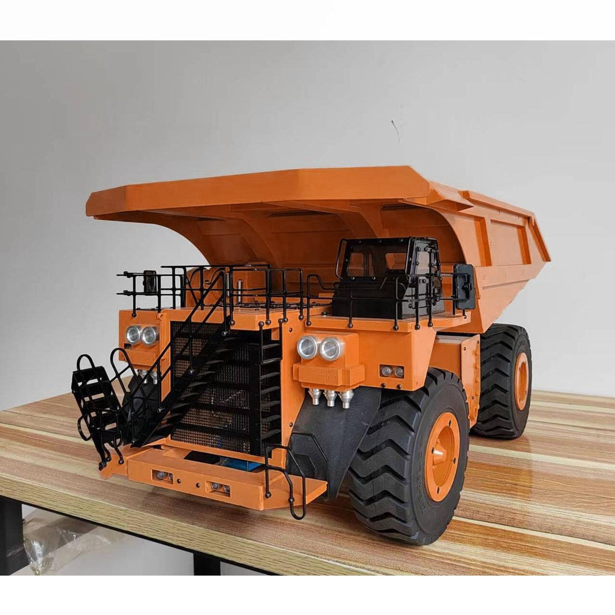 TOUCAN RC HOBBY Orange Metal 1/20 Scale RC Hydraulic Mine Truck C793D Dumper Remote Control Tipper Car Model I6X Radio Lights Motor Servo
